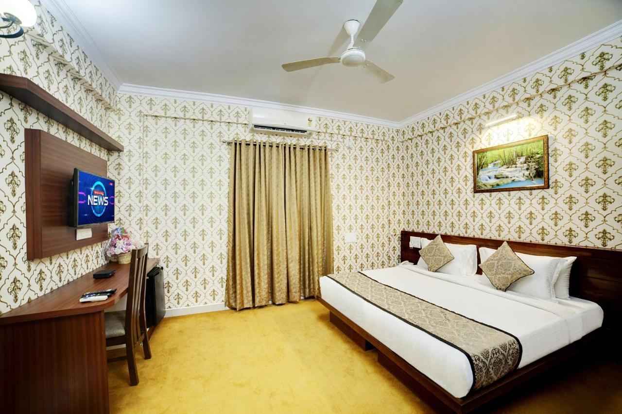 The Liverpool Blue Hotels بنغالور المظهر الخارجي الصورة
